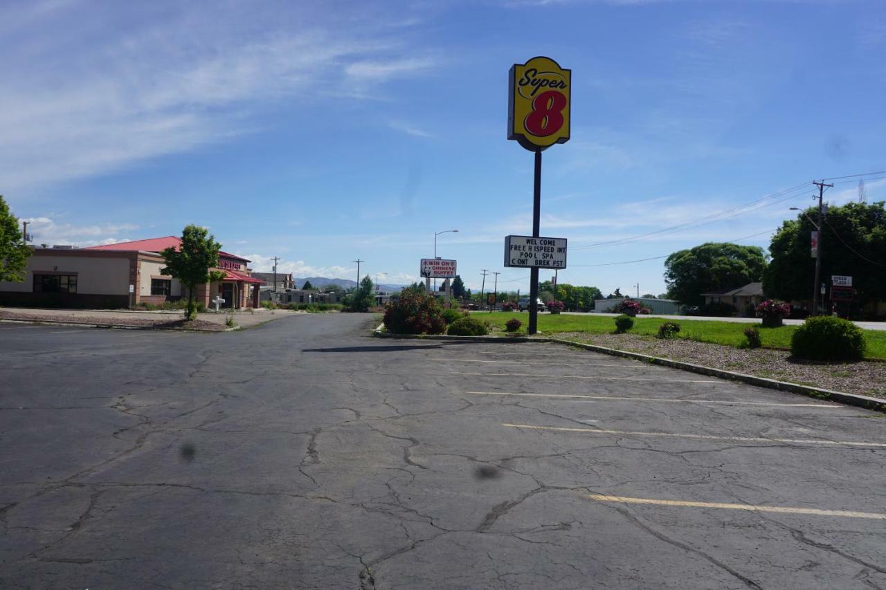 Super 8 By Wyndham Vernal Ut Экстерьер фото