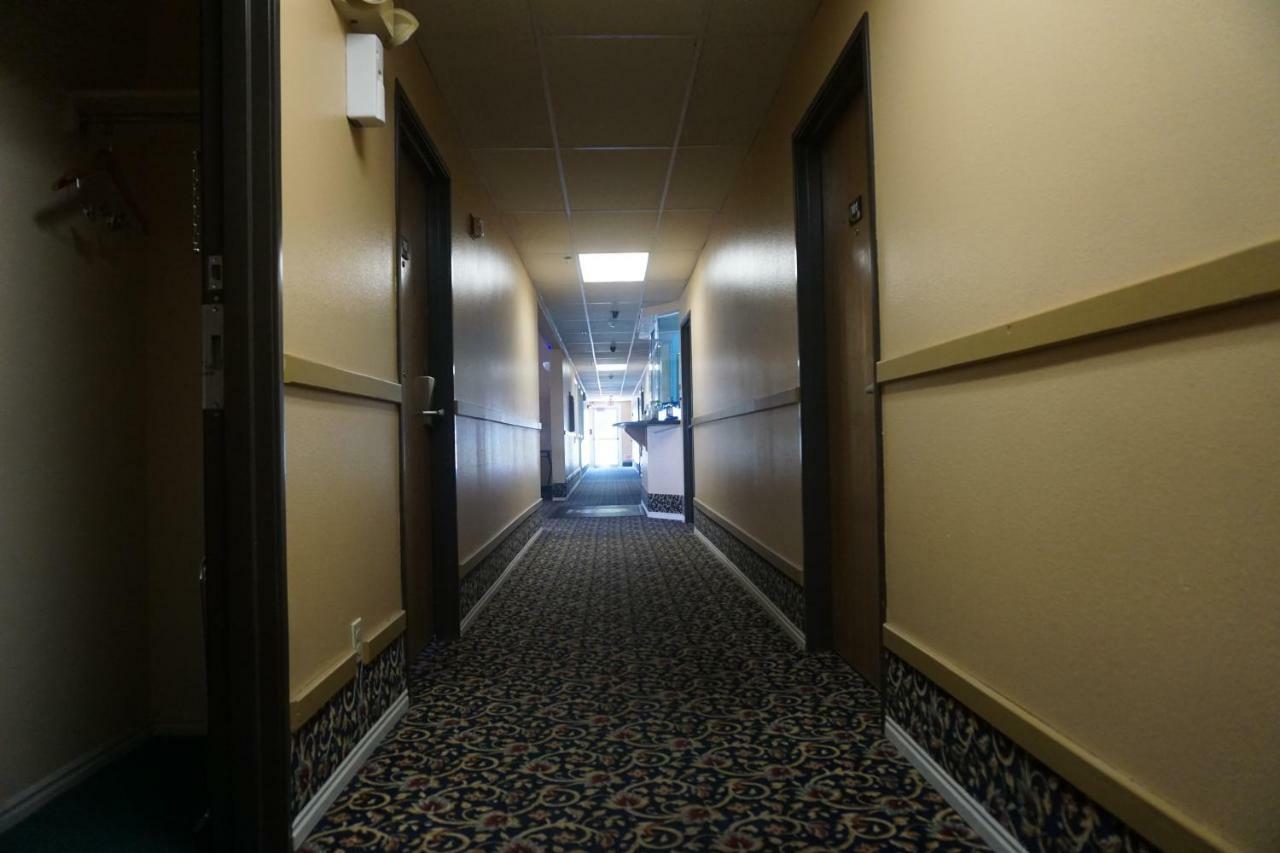 Super 8 By Wyndham Vernal Ut Экстерьер фото